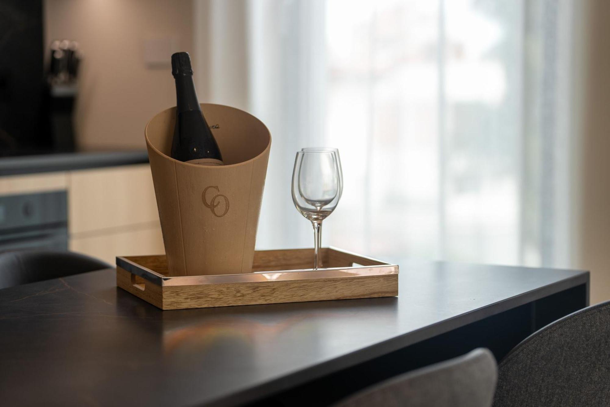 The Q Bliss - Your New 4-Star Hideaway With A Garage Rovinj Eksteriør billede