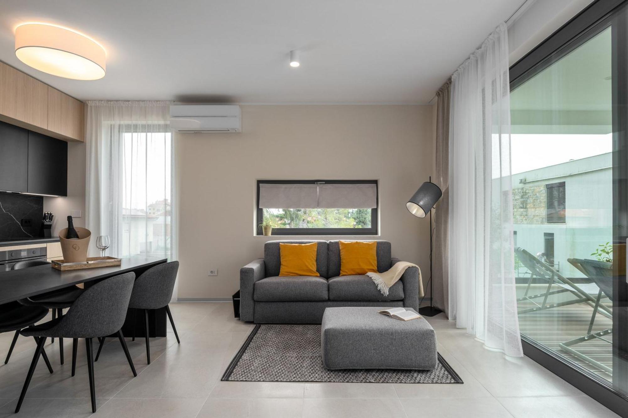 The Q Bliss - Your New 4-Star Hideaway With A Garage Rovinj Eksteriør billede