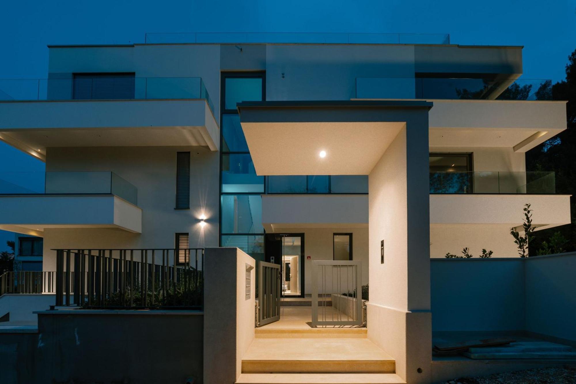 The Q Bliss - Your New 4-Star Hideaway With A Garage Rovinj Eksteriør billede