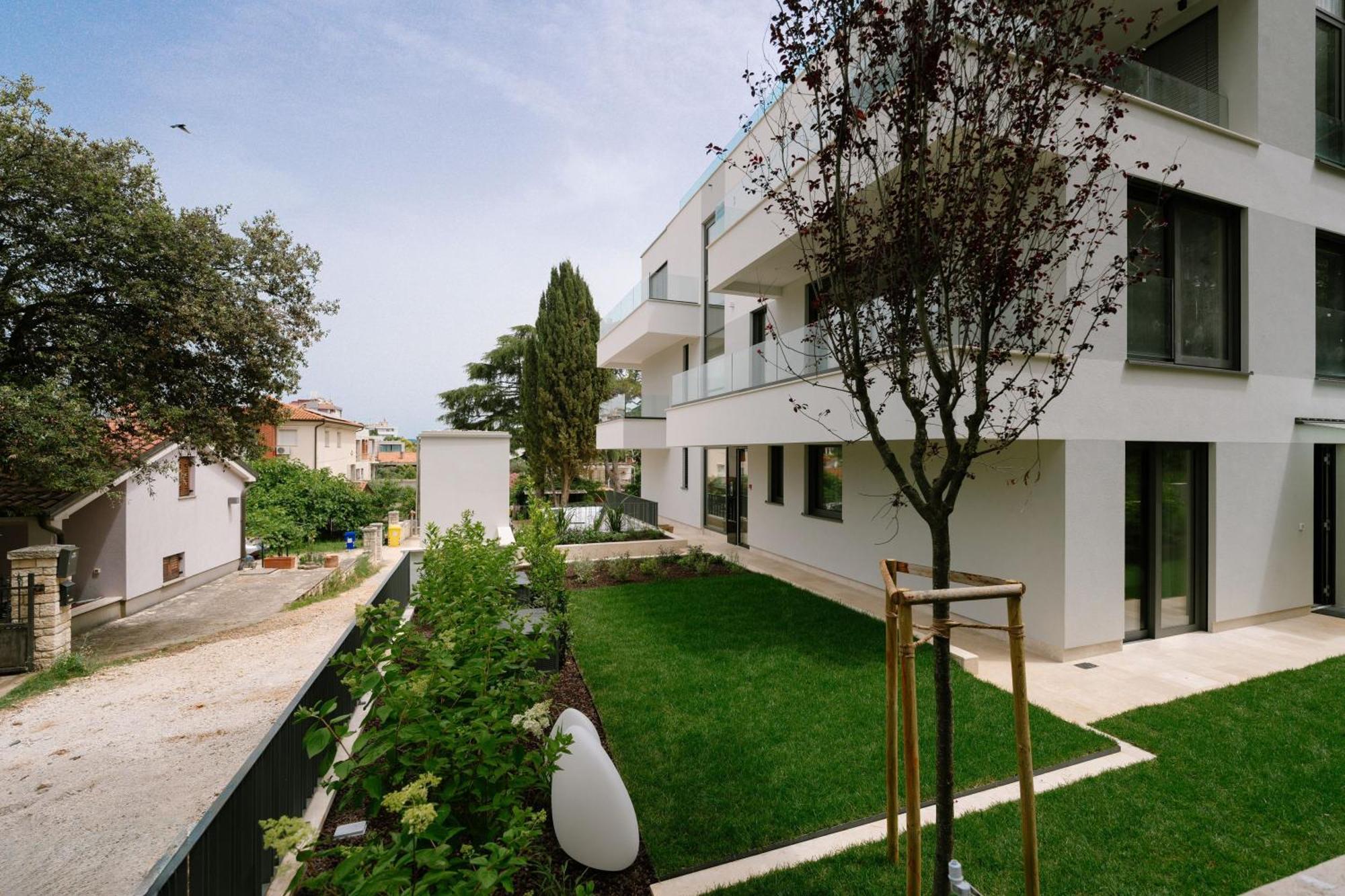 The Q Bliss - Your New 4-Star Hideaway With A Garage Rovinj Eksteriør billede