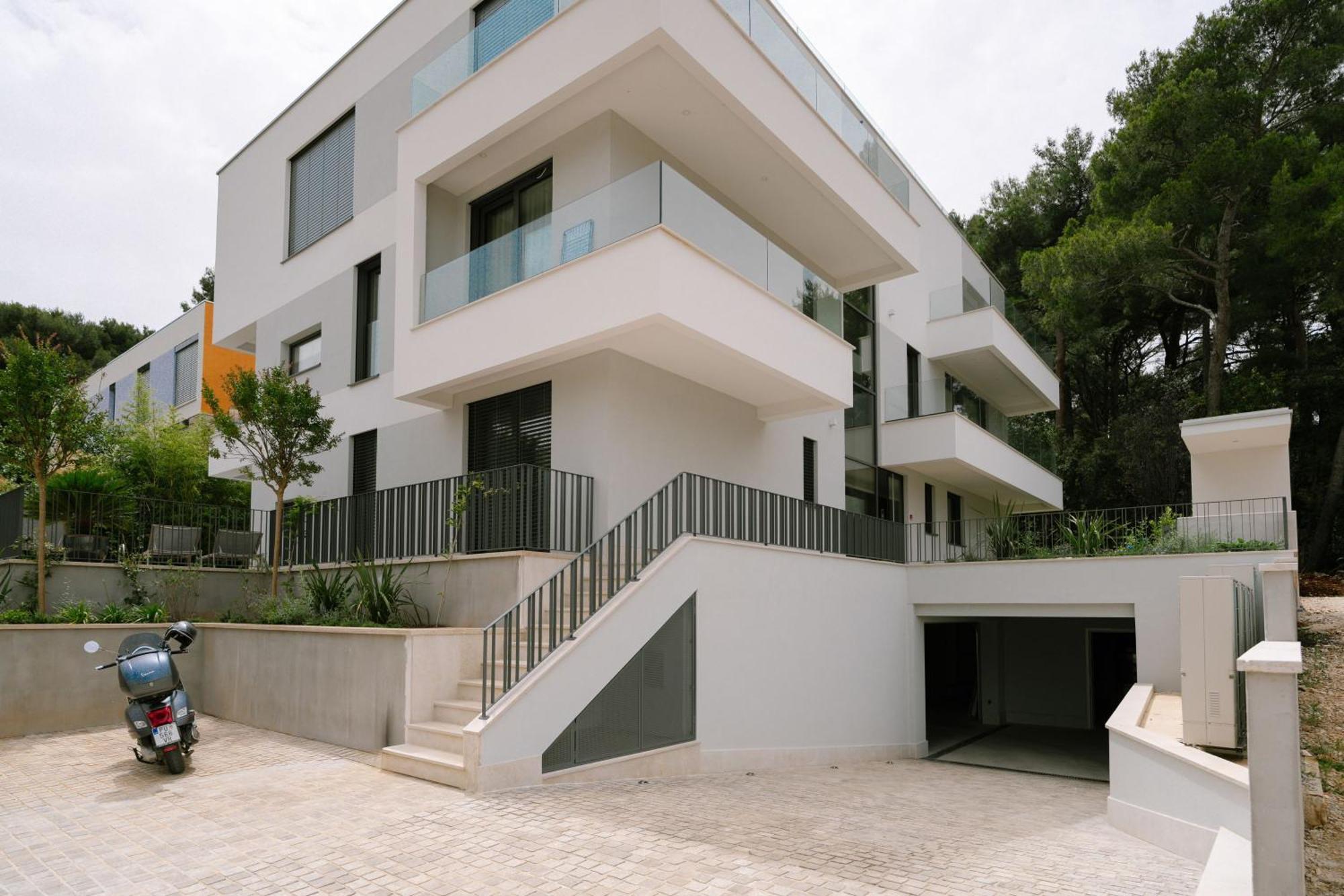 The Q Bliss - Your New 4-Star Hideaway With A Garage Rovinj Eksteriør billede